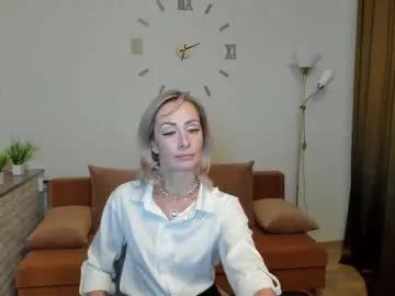 julia__cherry_ from Chaturbate is Freechat