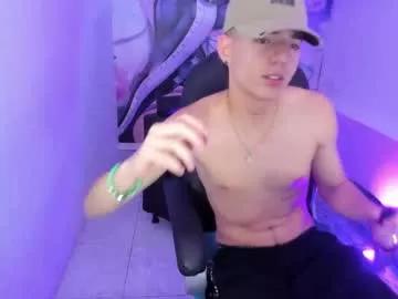 nickyflow_boy_ on Chaturbate