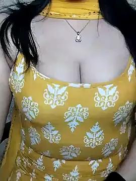 Cute-Akshi from StripChat is Freechat