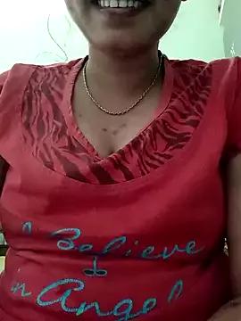 komali_telugu from StripChat is Freechat