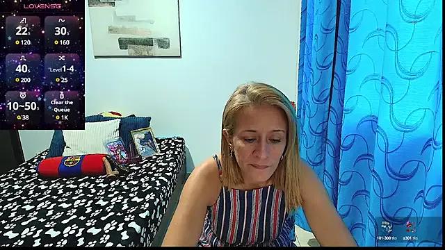 Naty_Stone from StripChat is Freechat