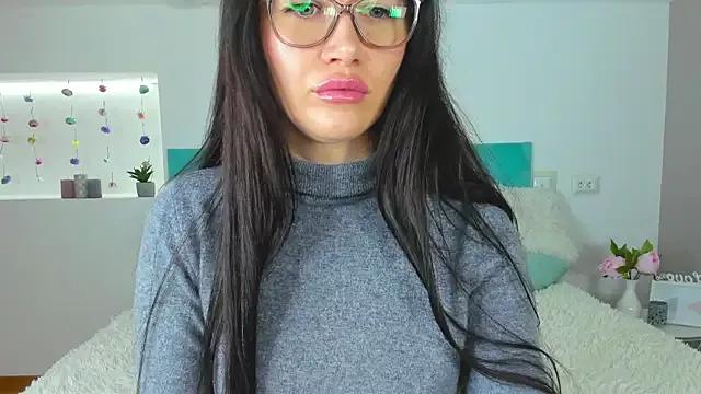 Pink-dreamss from StripChat is Freechat