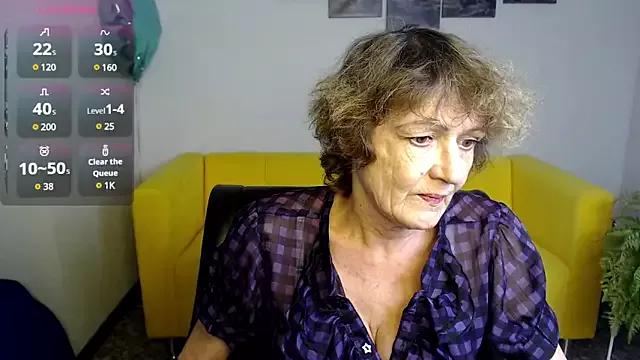 SexyGrandma_ on StripChat